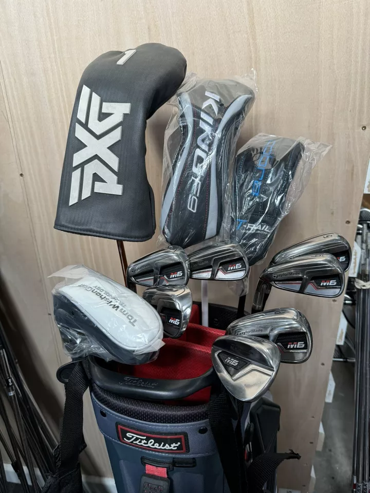 Taylormade PXG Titleist Package Set Left Handed Regular Flex/Players 5 Bag/19812